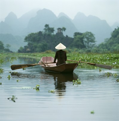 boat-vietnam